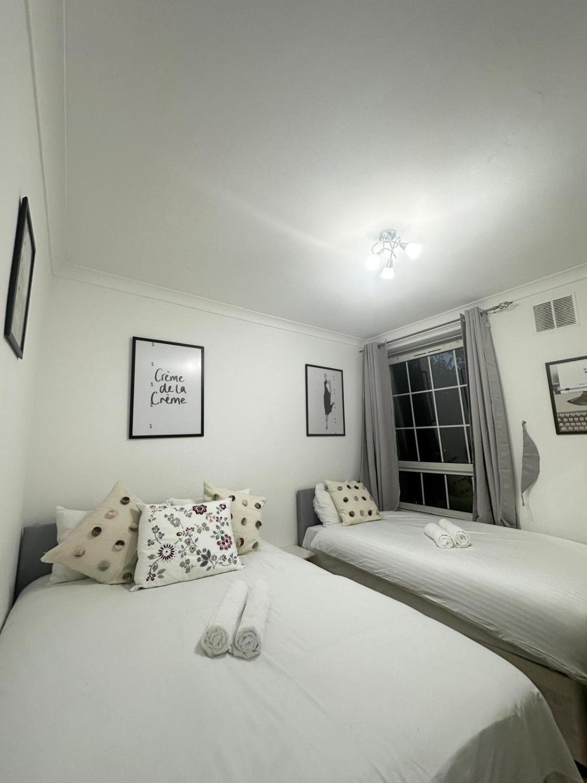 Budget Grey House Londyn Zewnętrze zdjęcie