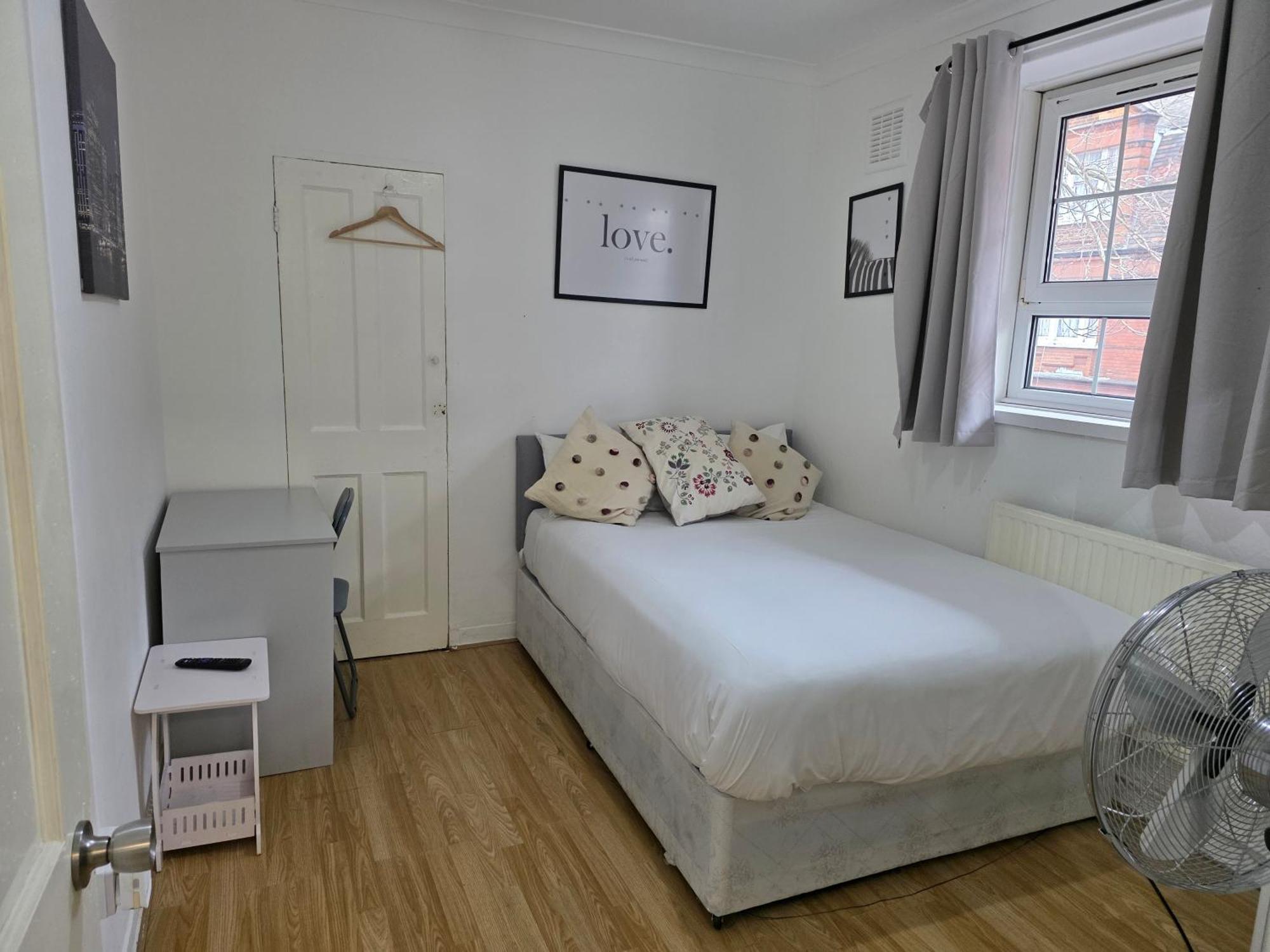 Budget Grey House Londyn Zewnętrze zdjęcie