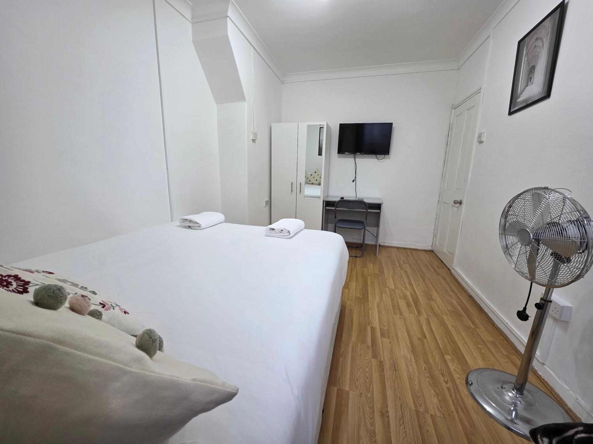 Budget Grey House Londyn Zewnętrze zdjęcie